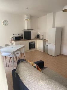 Appartement à 100 m de la gare