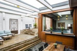 Appartements SWIMCASALILLE Loft piscine interieure 10 mn gares : photos des chambres