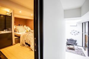 Appartements SWIMCASALILLE Loft piscine interieure 10 mn gares : photos des chambres