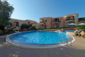 The Fantastic Residenza Badus two bedroom sleeps six and child num0821