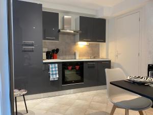 Appartements Superbe T1 atypique - 007 : photos des chambres