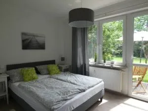 Ruhiges Garten-Studio CHIARA Gstadt Läufers Chiemsee Holiday Home - 基姆湖畔布赖特布伦