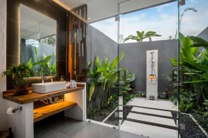 Sarang Cocoon Villa Ubud by BaliSuperHost