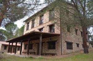 Casa Valdesanmartin - Country House, 10500sqm, Pool, Paddel & Bbq