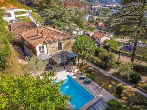 gite au chat bûcheron