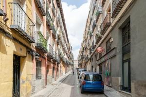 Nice flat in Lavapiés at street level S23A