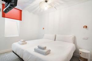 Nice flat in Lavapiés at street level S23A