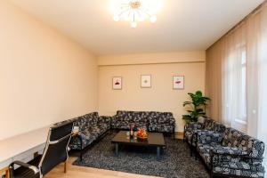 Central Comfort Place