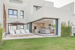 Luxury SeaView 3 bedroom villa - along Golf course of Finca Cortesin