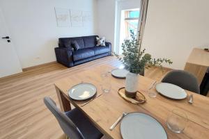 Modern City Apartment, 5 Min to Center