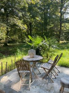 Sejours chez l'habitant Nid douillet a l'oree de la foret : photos des chambres