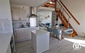 Appartements Loft entier (60m2) • Vue Mer Mediterranee • La Sirene : photos des chambres