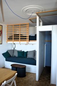 Appartements A l-est - Studio vue mer sur la digue : photos des chambres