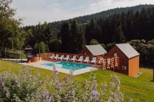 Gwiazda Mogielicy basen & balia, sauna - Dobra