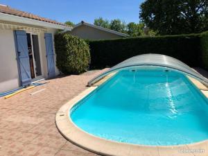 Maisons de vacances Spacieuse maison avec piscine : photos des chambres