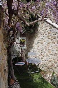 B&B / Chambres d'hotes La maison WISTERIA : photos des chambres