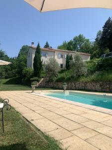 Maisons de vacances Villa la bastide piscine et jacuzzi : photos des chambres