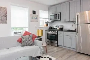 Modern 1BR Exclusive Space in Historic Brooklyn - Glendale