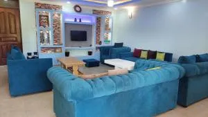 Nina's Home - Moiʼs Bridge