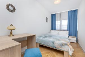Cozy and Comfortable Wola Apartment by Renters