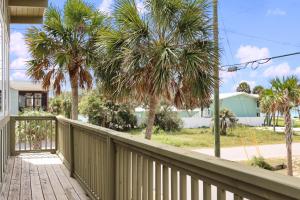 Beach View Upper by Pristine Properties Vacation Rentals