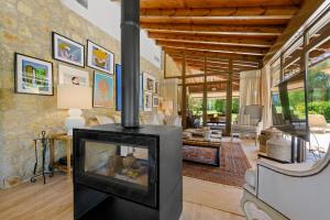 Villa Casa Del Talaiot Sencelles by PriorityVillas