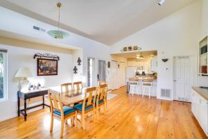 Zion Mountain Guest House with Canyon Vistas!