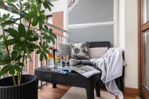 TS New Town Stay comfy & roomy