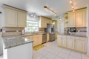 Port St Lucie Vacation Rental 9 Mi to Beach - 3hvězdičkové hotely ve městě Port Saint Lucie