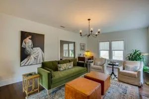 Walk to Bergfeld Park 1928 Azalea District Home - Flint