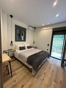 Meliana Parga Homes