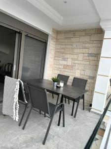 Meliana Parga Homes