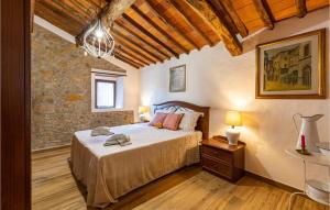 Lovely Home In Marliana With Wifi