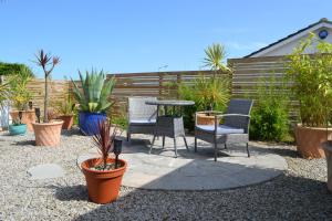 Pebbles - A relaxing King Studio