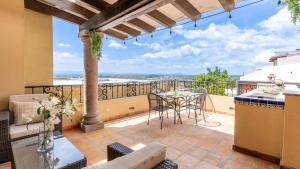 Centro 2BR, Rooftop Terrace, Walk to Parroquia