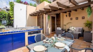 Centro 2BR, Rooftop Terrace, Walk to Parroquia