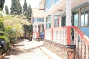 Emmas' Guest House - Mengo