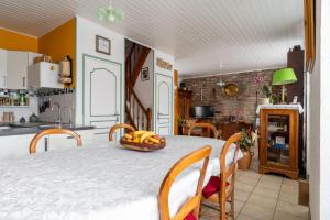 B&B / Chambres d'hotes LES DEUX RIVIERES - Chambres & Table d'Hotes - : photos des chambres