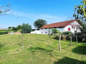 Maisons de vacances Location gite 12 personnes a la campagne : photos des chambres