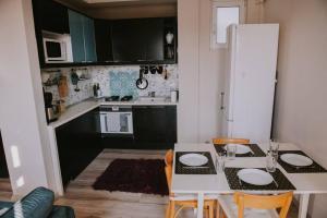 Your Place Apartment - Central Bliss