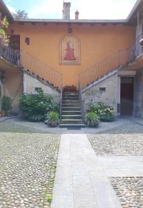 Gabbinoholidayhome Appartamento in suggestiva corte