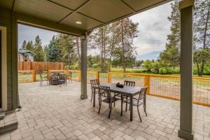 Wood Duck Lodge - River Bend House - Meredith Lodging