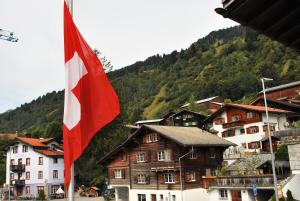 Apartment with balcony and Panoramic Views of Alps