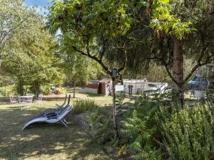 Maisons de vacances Stone country house in Rouy with private pool : photos des chambres