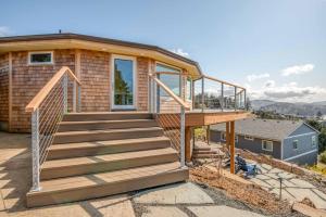 Summit Lighthouse - Meredith Lodging