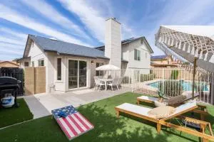 Gilbert Getaway - pool+games+pool table - Nortons Corner