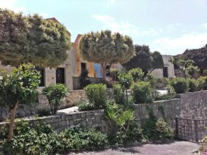 Group accommodation in Crete separate houses