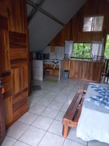 Cabaña Escondida Rio Celeste