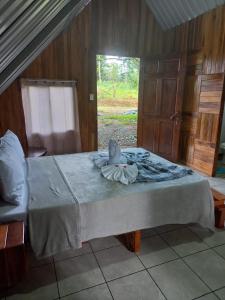 Cabaña Escondida Rio Celeste