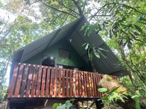 CabaƱa Escondida Rio Celeste